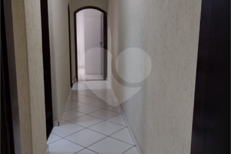 Casa com 180m² , 3 dormitórios , sendo 1 suíte , 2 vagas , à venda em Itaquera