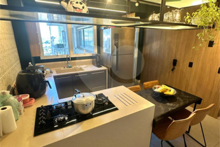 Apartamento à venda no bairro Vila Regente Feijó com 165 m² de área útil construída, com 3 dormitórios, sendo 3 suítes,Mobiliado com 3 Suítes 3 Vagas no Araribá Home Resort