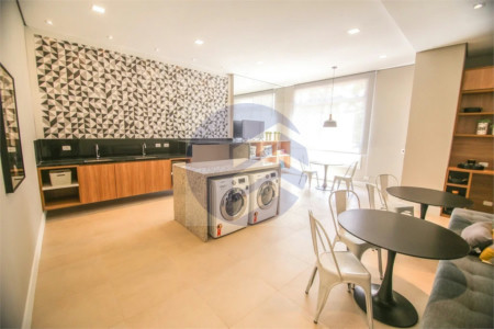 Apartamento à venda com 2 quartos, sendo 1 suíte, em Jardim Sul, São Paulo - SP