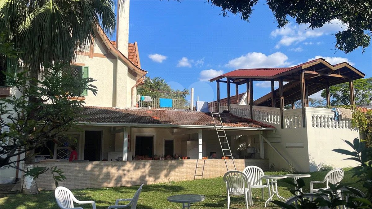 Sobrado à venda com 4 quartos, sendo 2 suítes, em Alto da Lapa, São Paulo, SP