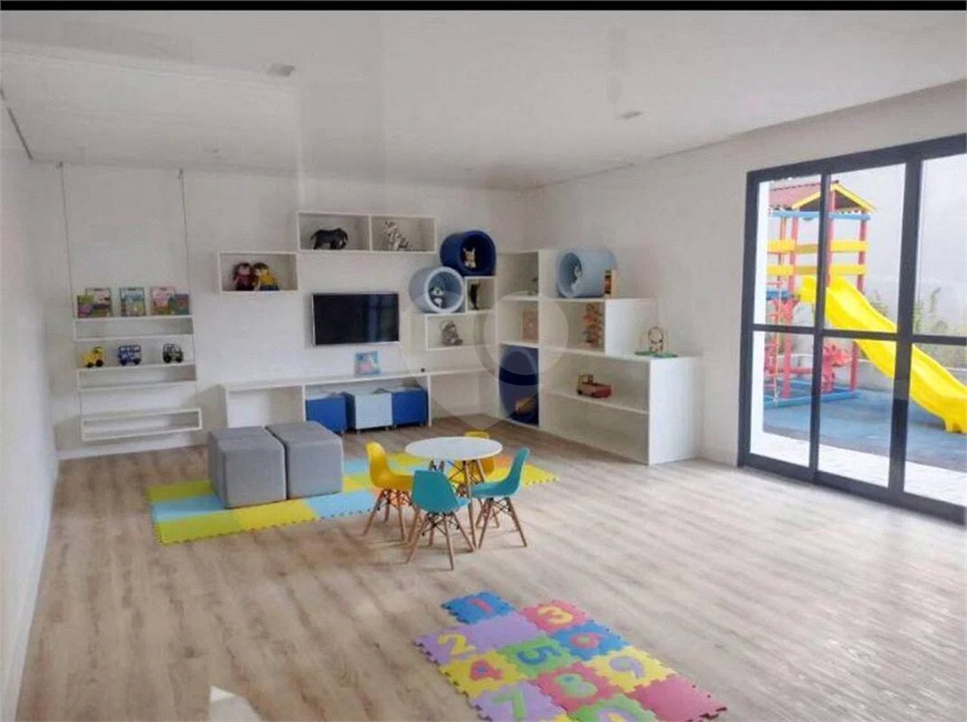 Cobertura duplex com 178 m², 3 quartos, 2 suítes em Mirandópolis