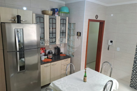 Casa à venda com 3 quartos em Popular III, Louveira, SP