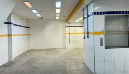 Prédio Comercial à Venda na Mooca – 394 m² de Área Construída