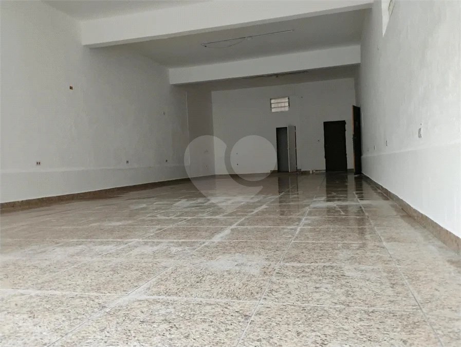 Excelente Loja Comercial na Vila Santa Catarina!!!