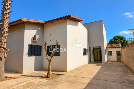 Casa à venda com 3 quartos, sendo 1 suíte, em Jardim Maristela, Três Lagoas - MS