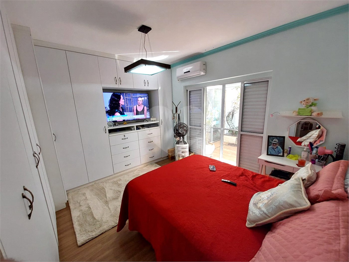 Casa residencial com ponto comercial a venda no Centro