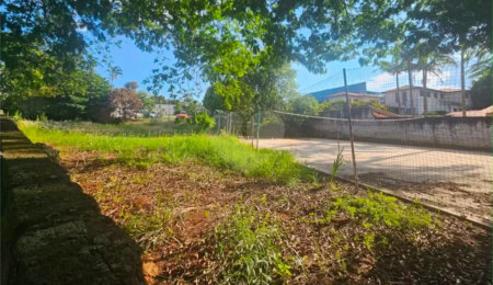 Terreno à venda em Samambaia Parque Residencial, Atibaia, SP