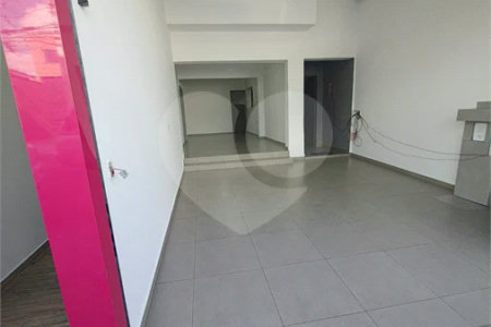 SALÃO COMERCIAL DE 100M² - RECEM REFORMADO