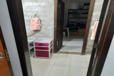 Casa à venda com 4 quartos, sendo 1 suíte, em City Bussocaba, Osasco, SP