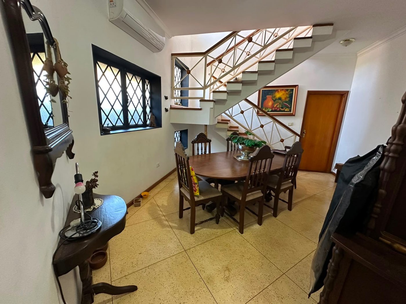 Casa para alugar com 4 suítes em São Carlos, Três Lagoas, MS