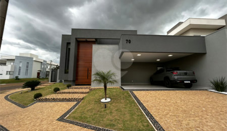 Casa à venda com 3 suítes no condomínio Damha III, São Carlos - SP