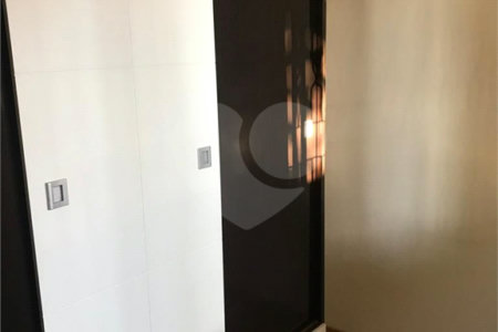 Apartamento para venda no Edifício Residencial dos Ipês II em Araraquara/SP.