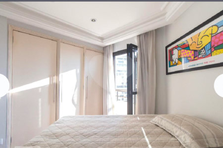 Apartamento de 200m² com 3 dormitórios, 2 suítes e 3 vagas em condomínio 1 por andar.