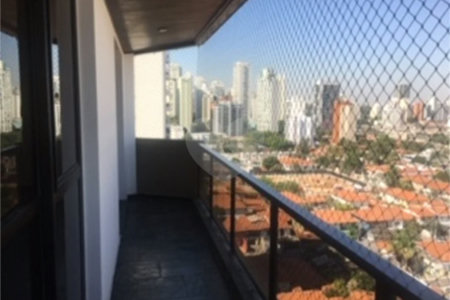 Apartamento para alugar com 4 quartos, sendo 3 suítes,  em Brooklin, São Paulo, SP
