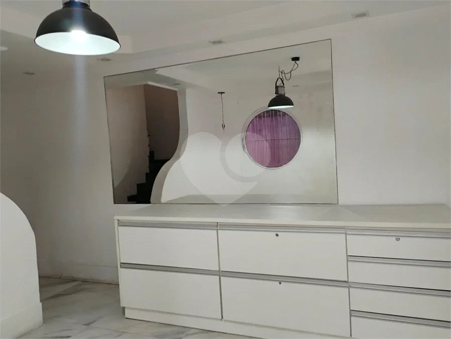 Lindo sobrado para locação na Vila Mascote