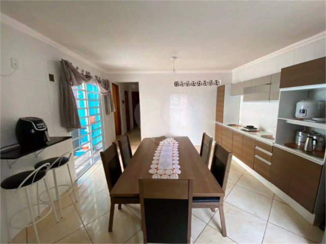 Casa Térrea à venda com 2 quartos em Jardim Vivan, São Paulo, SP