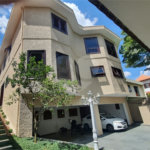 Casa à venda com 4 quartos, sendo 3 suítes, em Interlagos, São Paulo, SP