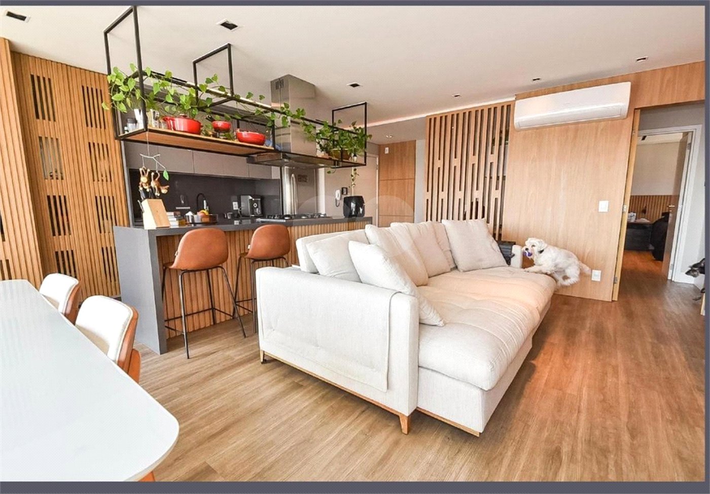 Apartamento à venda na Vila Mariana. Localização espetacular!