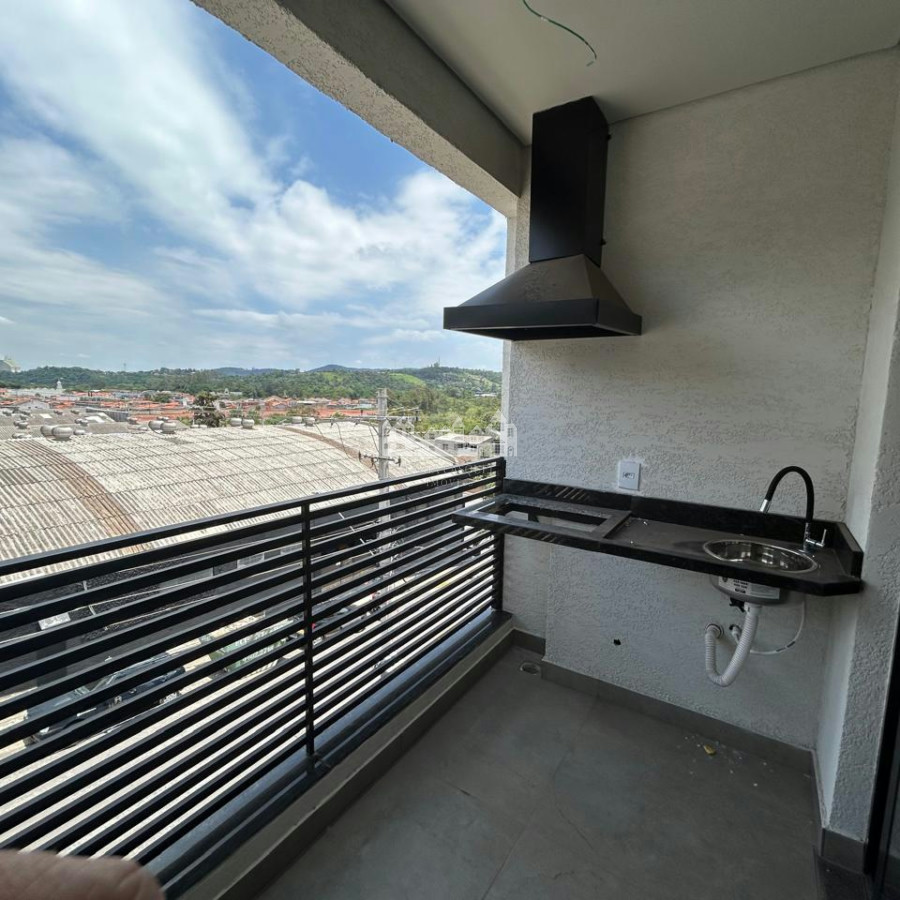Apartamento à venda com 2 quartos, sendo 2 suítes, no Centro de Atibaia - SP