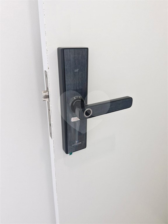 Apartamento à venda no Belém proximo do metro a 50 metros.Com 40m² 1 dormitório 1 vaga coberta,sacada infra estrutura de ar condicionado.Aceita e estuda Permuta.