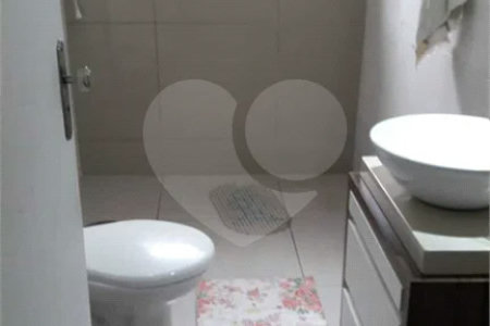 Sobrado à venda na Quarta Parada, para comércio ou residência, entre Alto da Mooca e Belenzinho