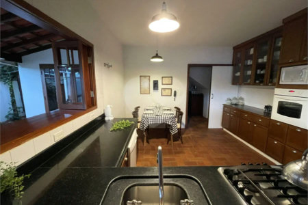 CASA CONDOMINIO DAMHA II