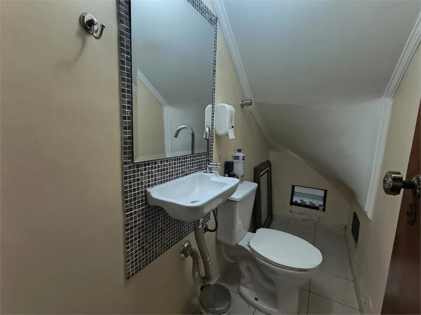 Sobrado à venda com 3 quartos, sendo 1 suíte,  em Butantã, São Paulo, SP