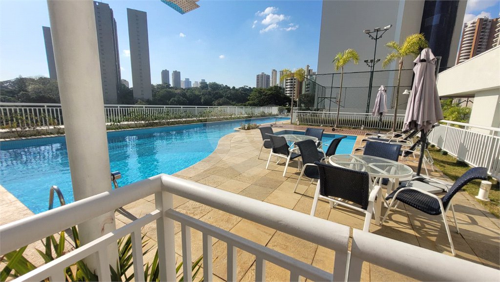 Apartamento à venda com 2 quartos, sendo 1 suíte, em Morumbi, São Paulo, SP
