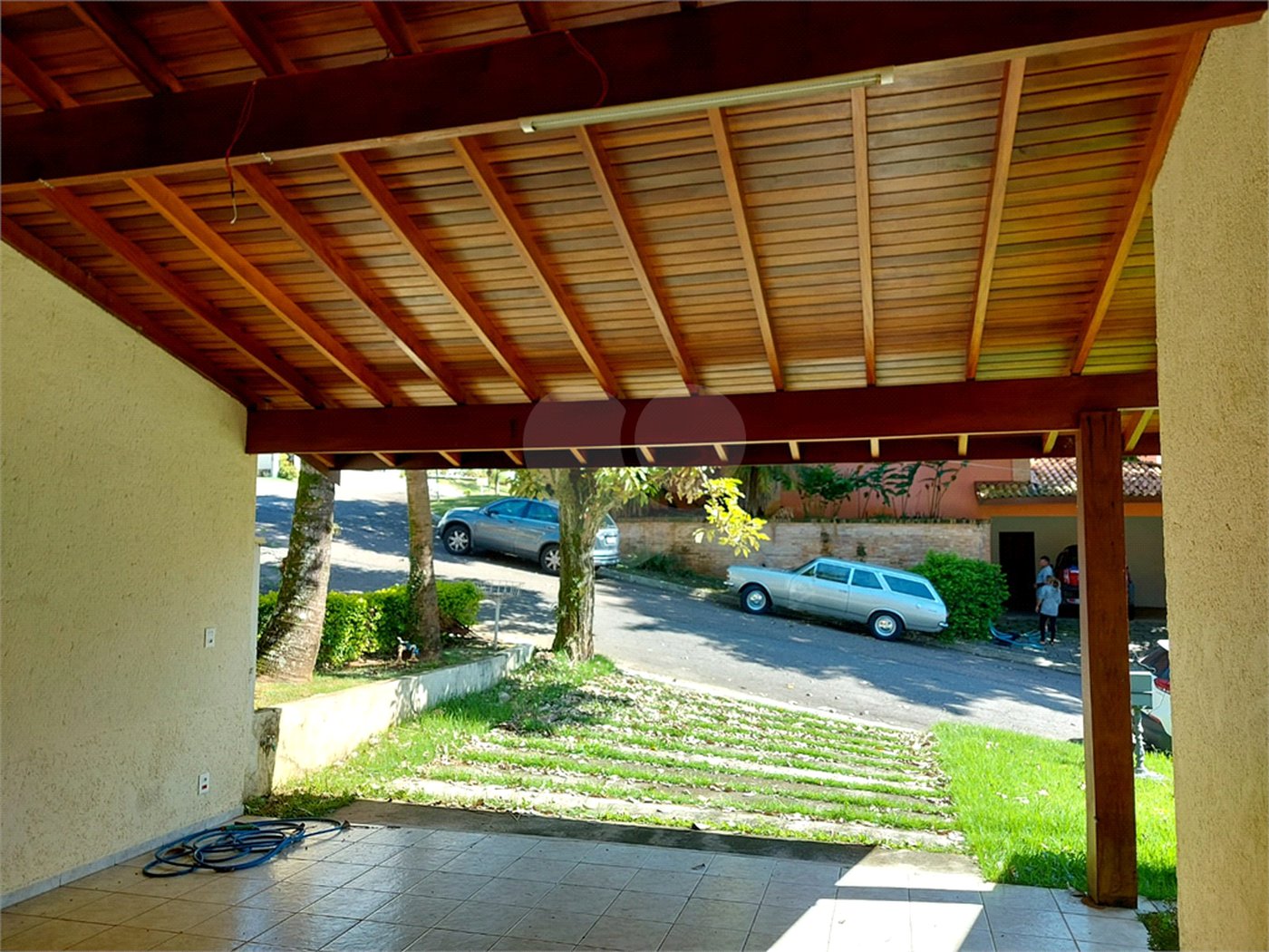 Casa charmosa e elegante localizada no deslumbrante Condomínio Villagio Capriccio Louveira SP