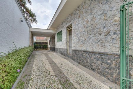 Casa Térrea à venda com 4 quartos, sendo 2 suítes, em Alto da Boa Vista, São Paulo, SP