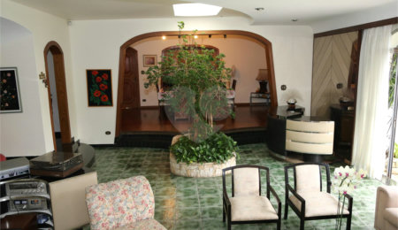 Casa Térrea à venda com 3 quartos, sendo 1 suíte,  em Vila Cláudia, São Paulo, SP