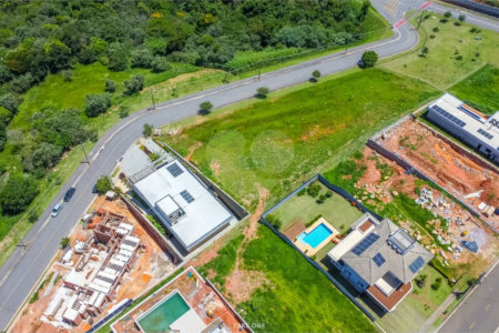 Terreno à venda no condomínio Residencial Campo de Toscana, Vinhedo - SP