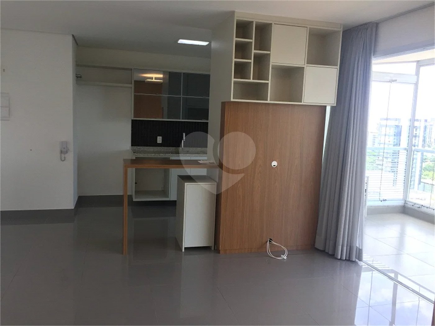 EXCELENTE APARTAMENTO PARA LOCAÇÃO NO ITAIM BIBI, 70 M2, 1 SUITE, 2 BANHEIROS, 2 VAGAS
