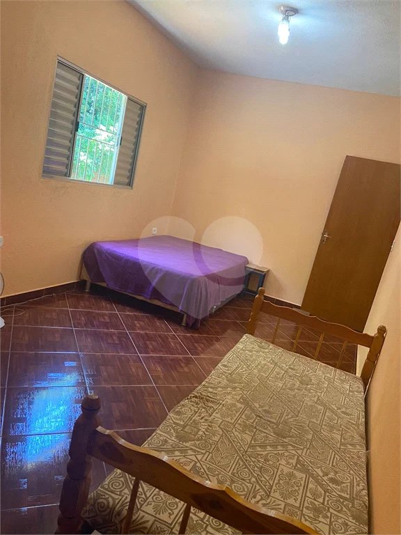Vende-se chácara com lago Nazare Paulista com 3.000 m²