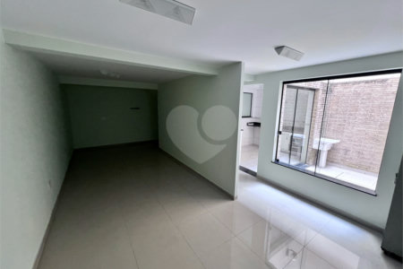 Prédio Comercial de Alto Padrão - 253m², 5 Salas, 5 banheiros , 3 Vagas , à venda na Moóca