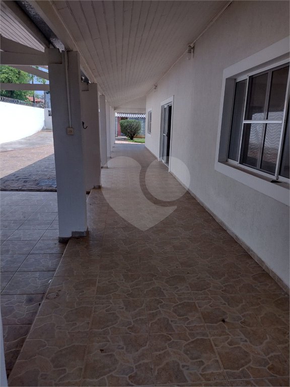 Indaiatuba- Recreio Internacional Viracopos - Terreno com 1000 ms - construido 200 ms - Sobrado com 3 dorms, 1 suite, Ar condicionado nos quartos e sala, cozinha com armários, cooktop, ampla varanda - Quiosque com churrasqueira e piscina , playground, garagem, deposito - R$ 1.500.000,00 - não ace