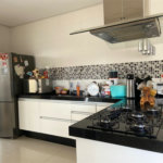 Linda casa Condomínio Santa Isabel I