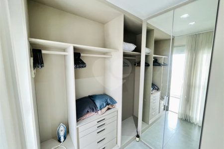 Apartamento venda / locação Vila Nova Conceição, 80m², andar alto, 1 suíte e 2 vagas