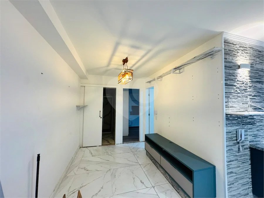 Apartamento para locação com 2 quartos e 1 vaga no Condomínio Inova, na Vila Rosália, em Guarulhos.