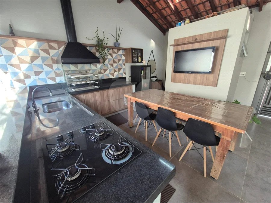 Sobrado à venda com 3 quartos em Vila Industrial, Piracicaba, SP