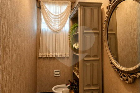 Sobrado à venda com 3 quartos, sendo 1 suíte, em Brooklin Velho, São Paulo, SP