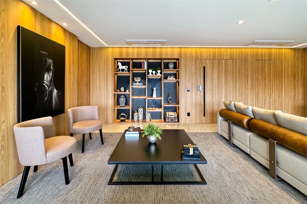 Apartamento à venda com 3 suítes em Chácara Santo Antônio, São Paulo, SP