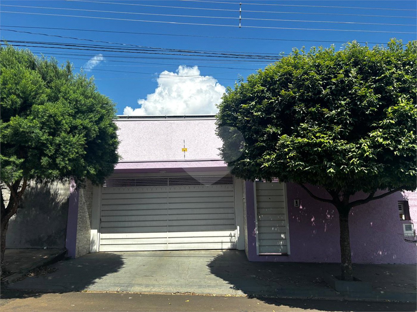 Casa á venda no bairro Itamarati