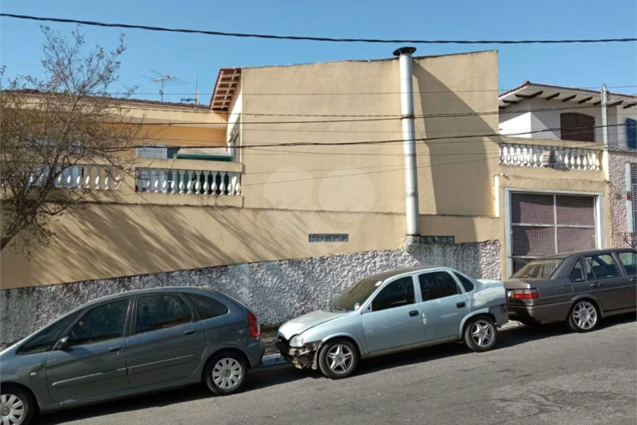 Agende a sua visita e venha conhecer este excelente imóvel.