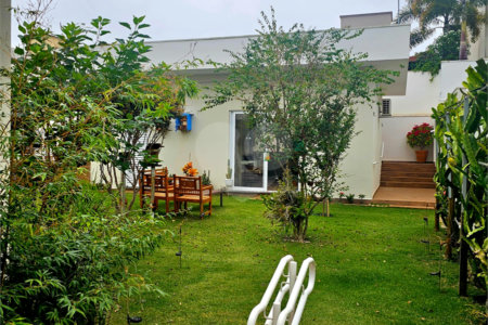 Casa á venda no condomínio Damha I