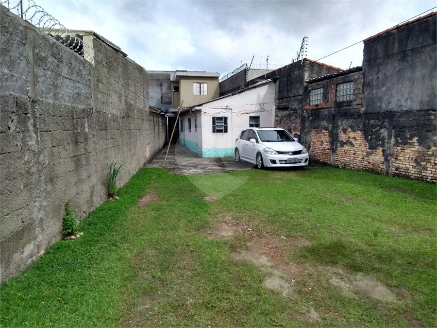 Casa/Terreno á venda no Gopouva/Jardim Tranquilidade