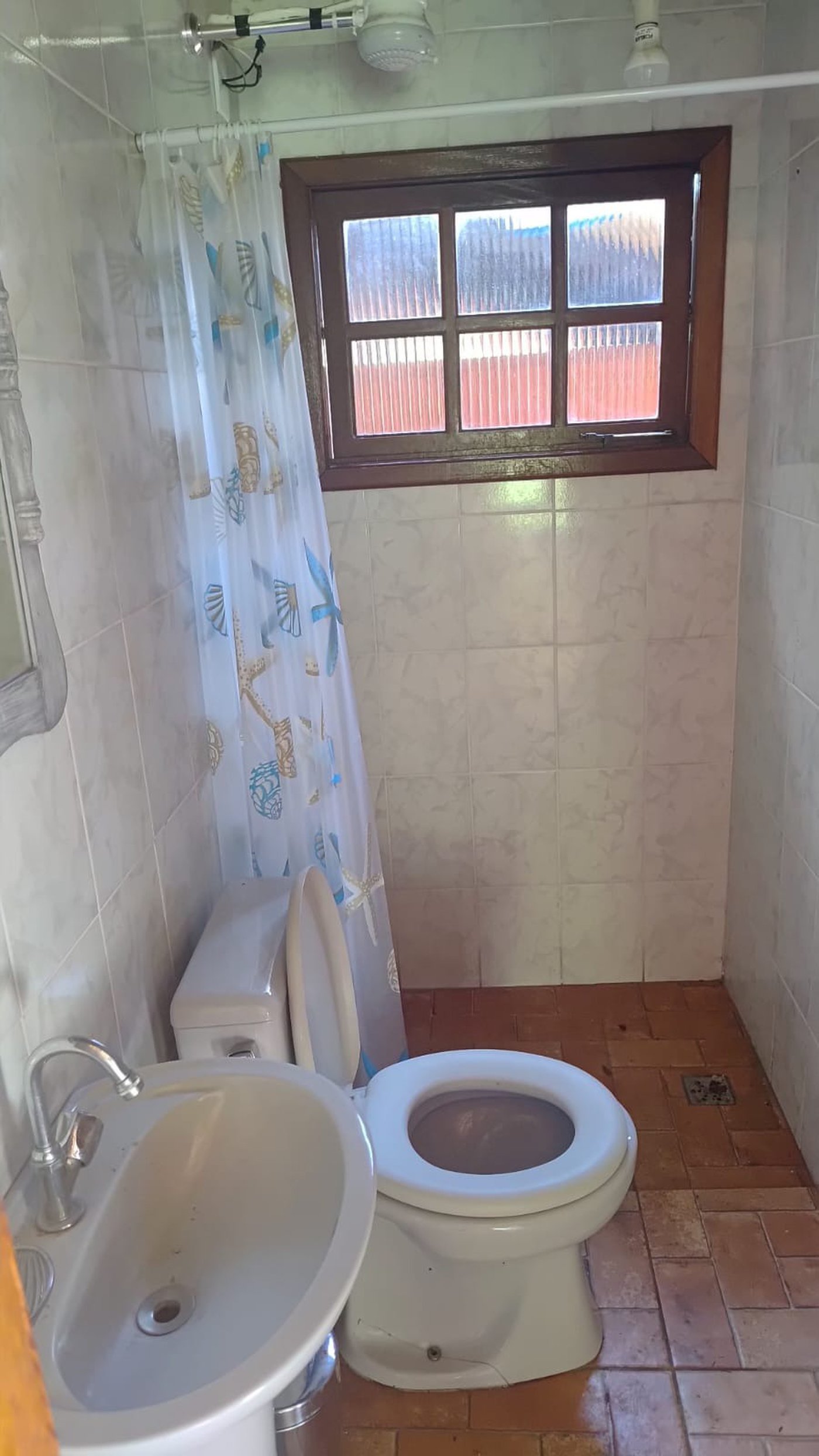 Casa à venda com 3 quartos, sendo 2 suítes, no condomínio Cafezal VI, Itupeva - SP