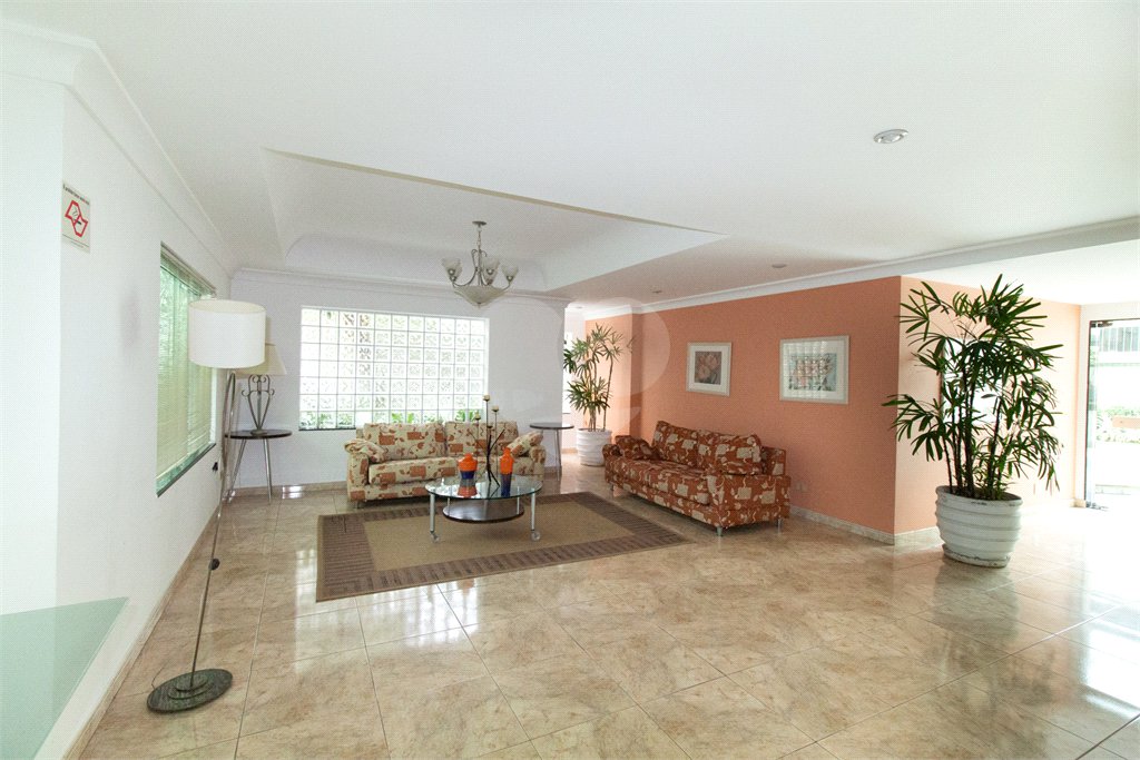 Apartamento a venda no Campo Belo, 192 M², 3 suites, 3 vagas, lazer e próximo ao metrô