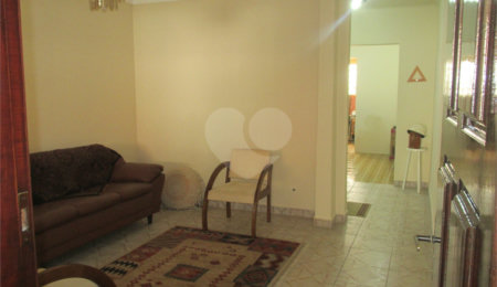 Casa à venda com 2 quartos, sendo 1 suíte, em Mirandópolis, São Paulo, SP