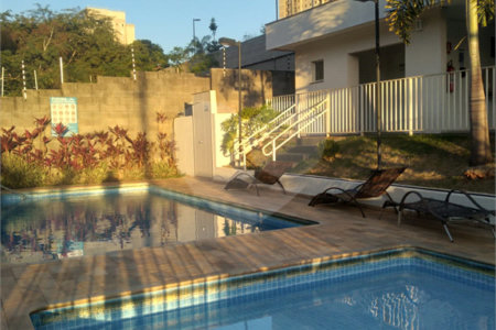 Apartamento à Venda no Parque dos Manacás